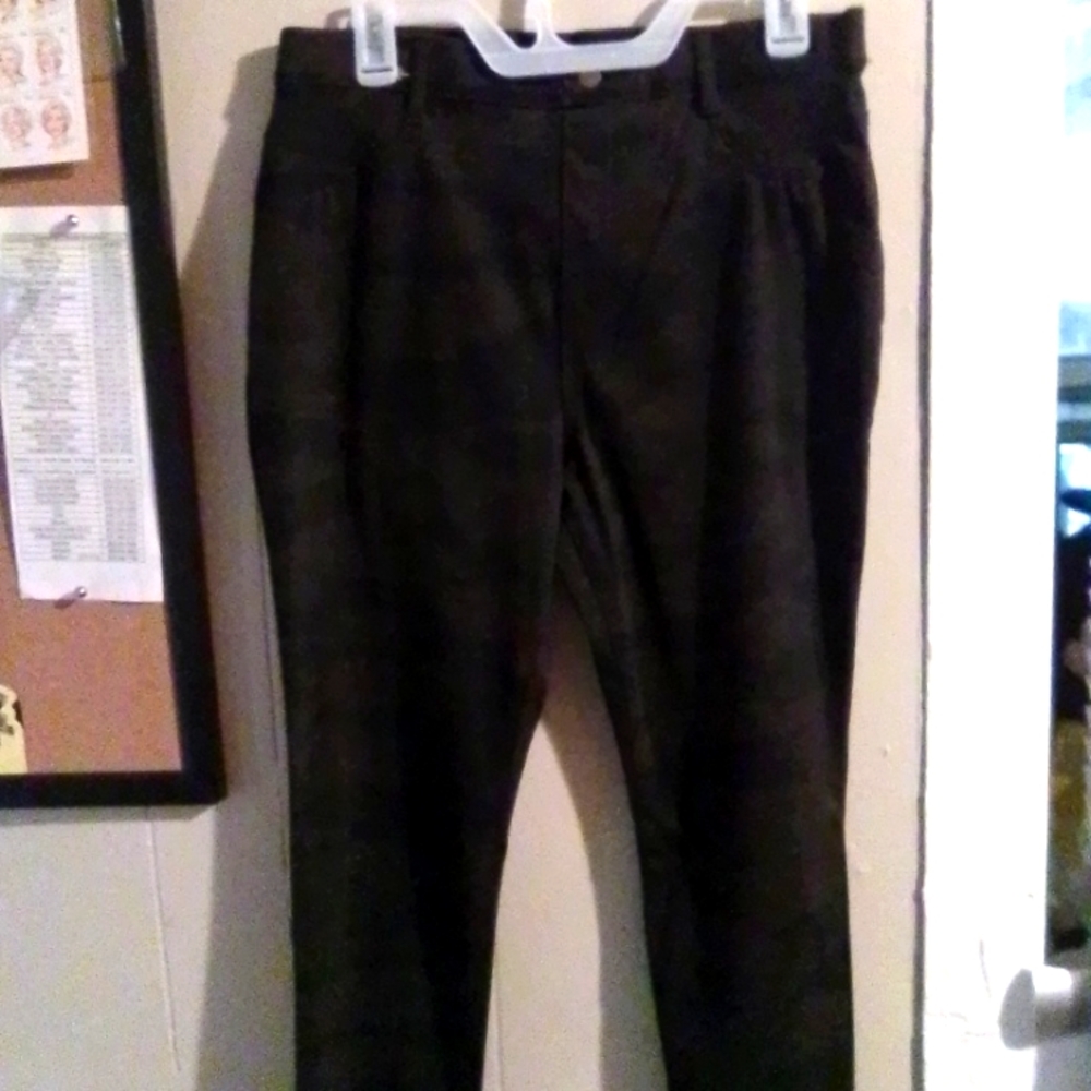 Camo leggings